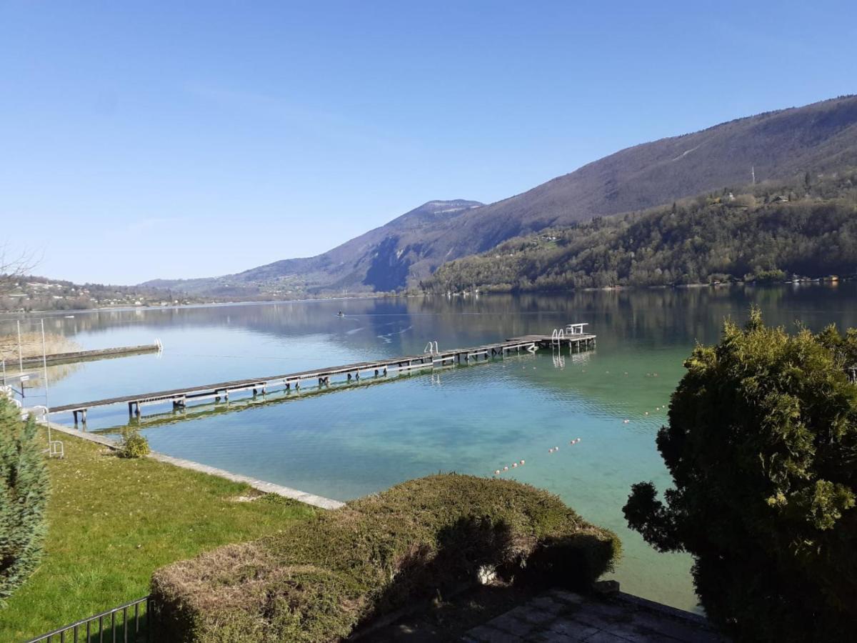Готель Les Sirenes Lepin-le-Lac Екстер'єр фото